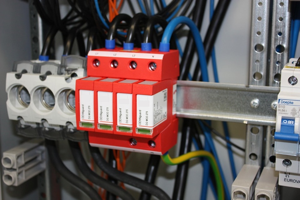 U berspannungsschutz bei Bittner & Kämpf Video- Tv- HiFi GmbH in Rodgau (Jügesheim)